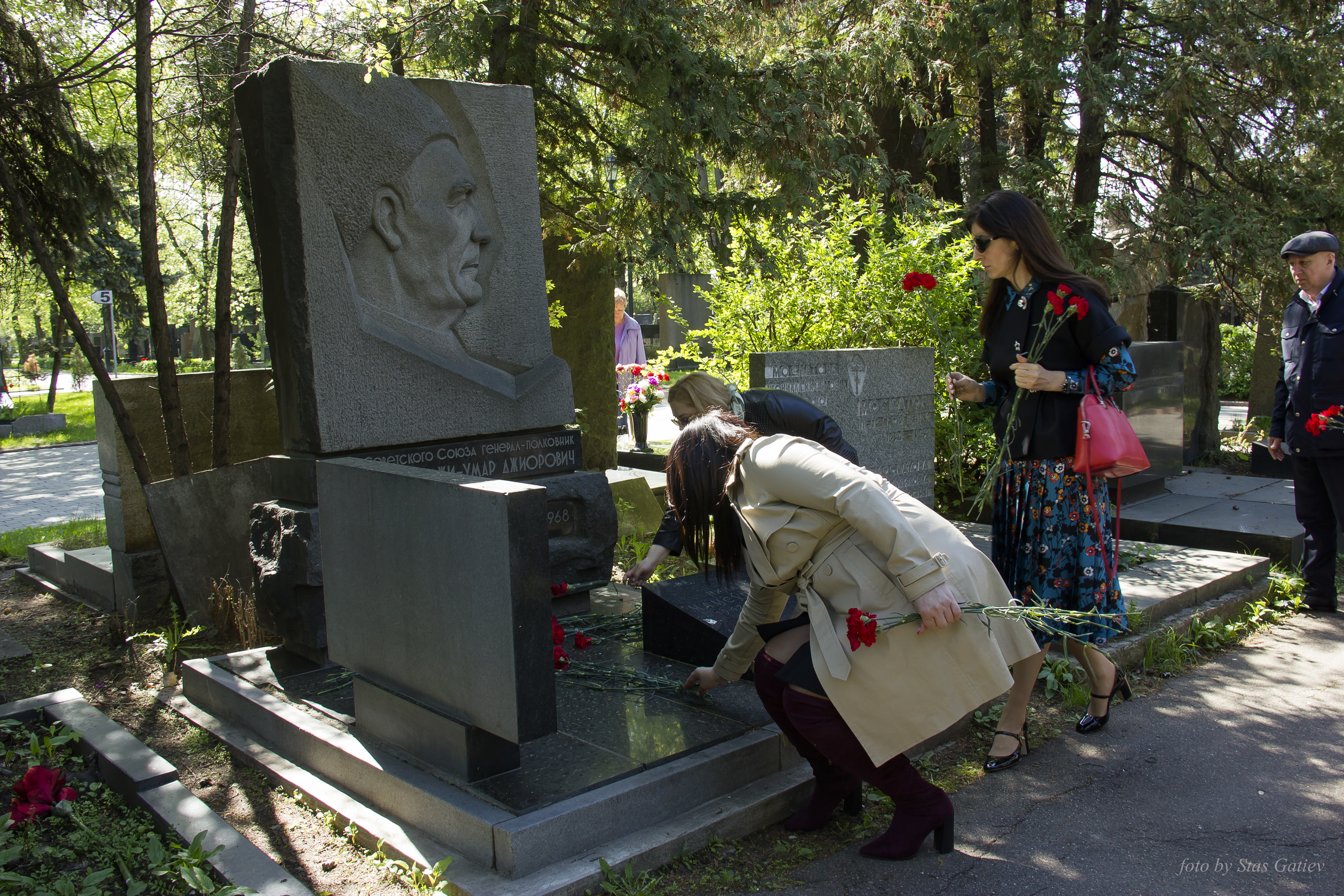Борисоглебск возложение цветов к могилам героев